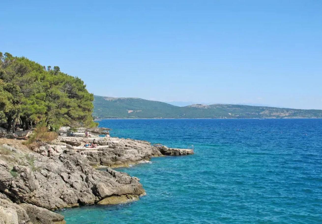 Holiday Home Ana- With Pool Kornić エクステリア 写真