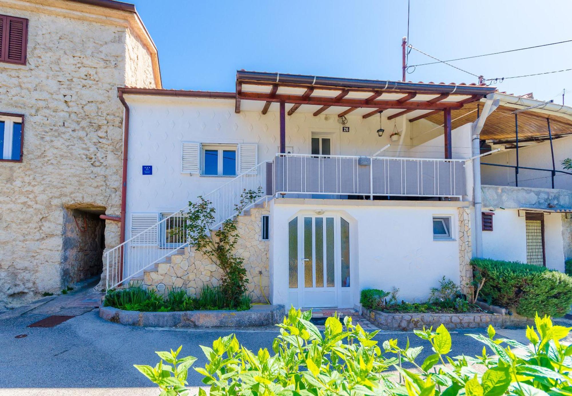 Holiday Home Ana- With Pool Kornić エクステリア 写真