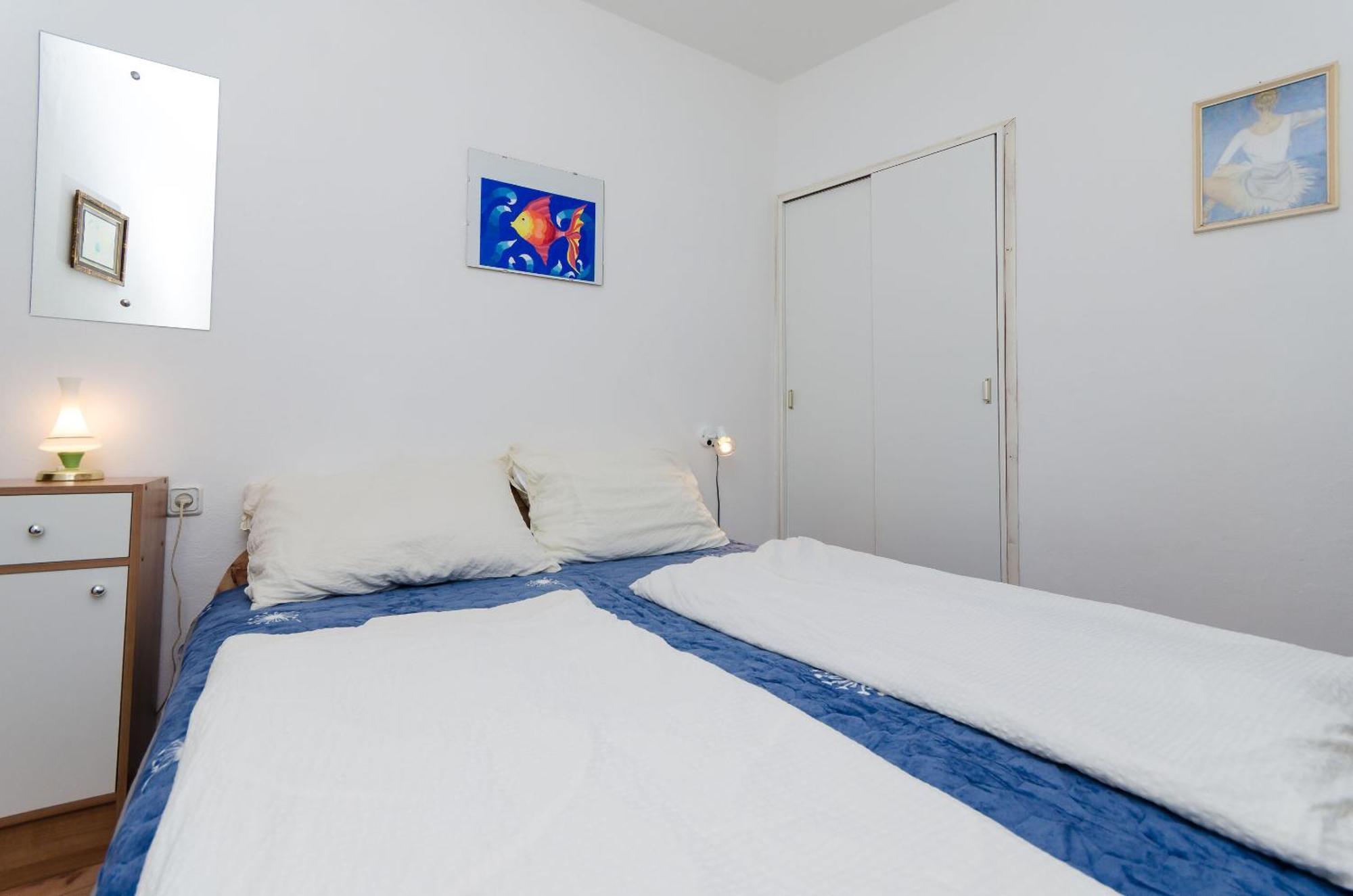 Holiday Home Ana- With Pool Kornić エクステリア 写真