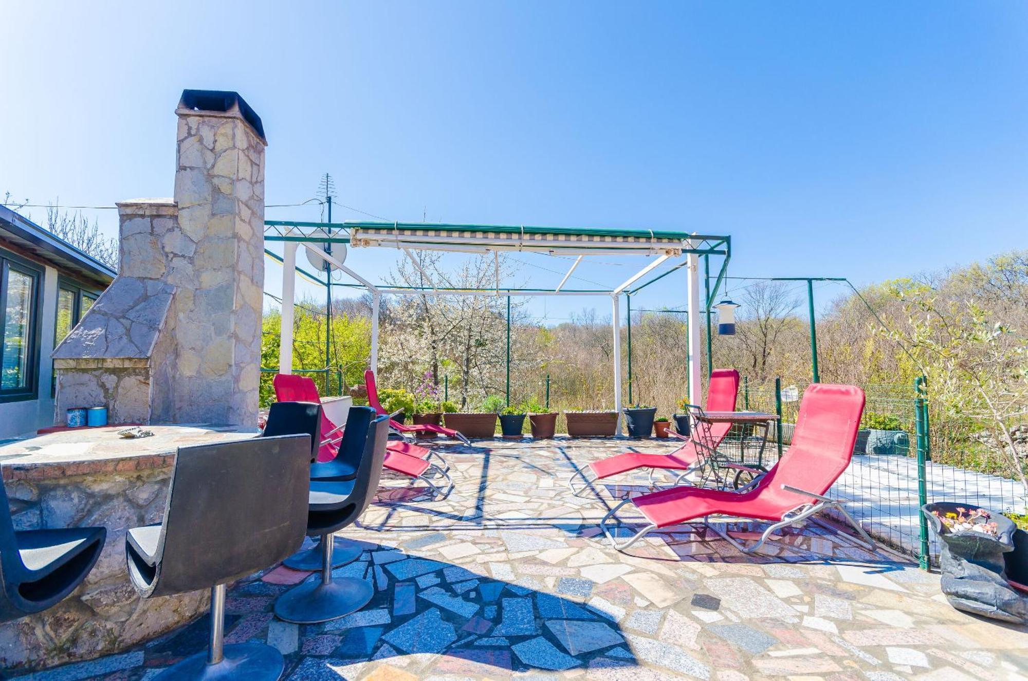 Holiday Home Ana- With Pool Kornić エクステリア 写真