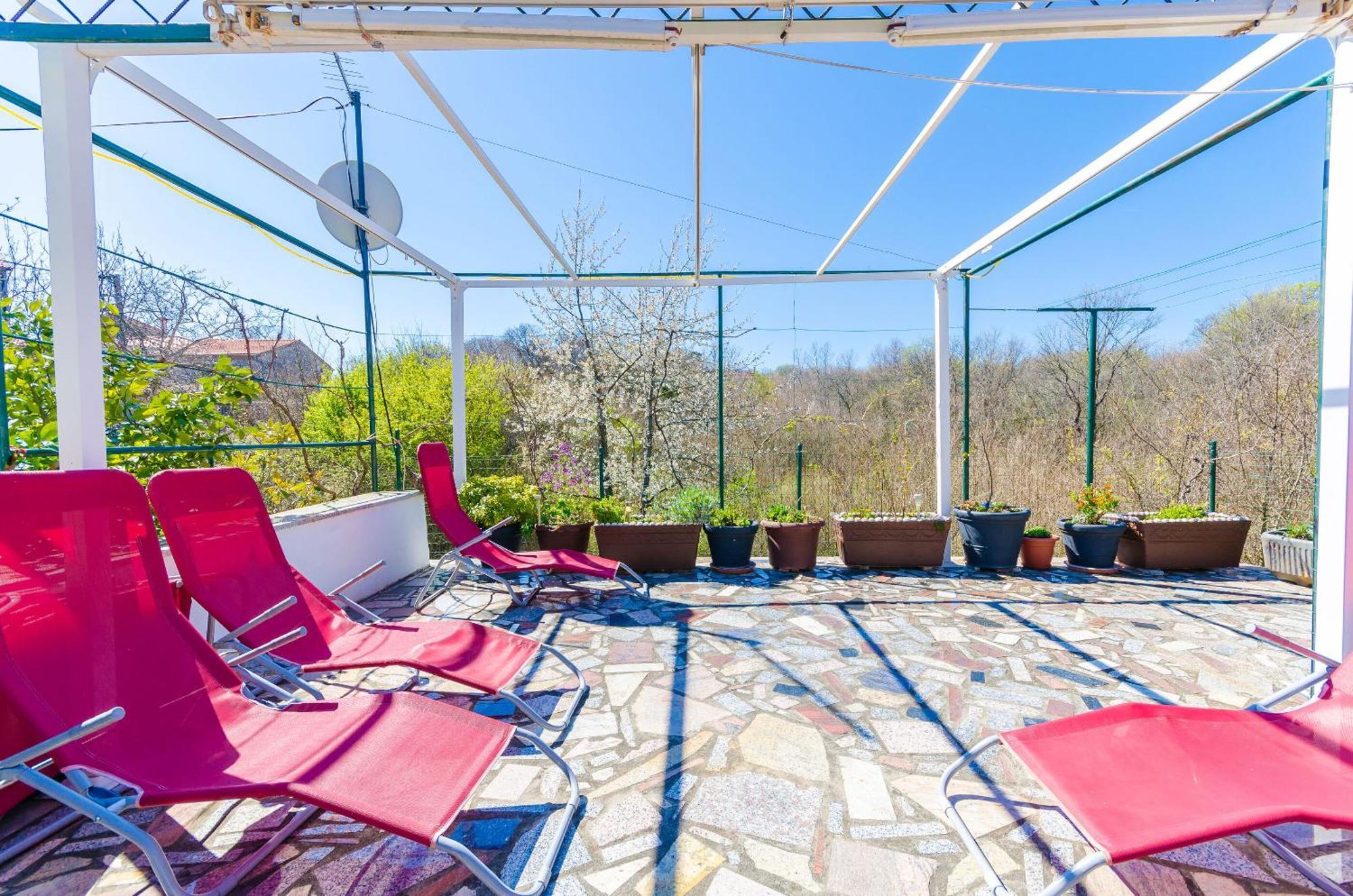 Holiday Home Ana- With Pool Kornić エクステリア 写真